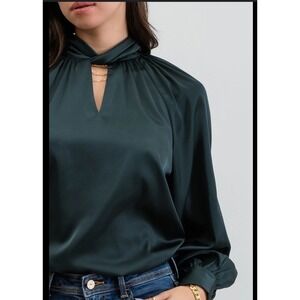 Fifty Street Women's Blouse M  Green  Pullover Top Knotted Collar‎ Keyhole New
